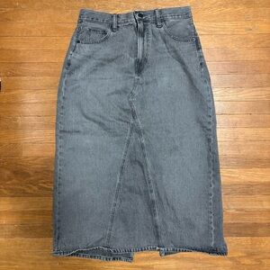 Uniqlo High-Waist Denim Midi Skirt